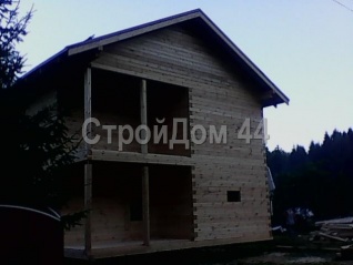 Дом из проф. бруса 145х145мм размером 8х8м построенный в Ступинском р-не в июне 2016г.