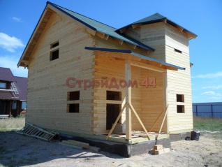 Дом из проф. бруса 145х145мм размером 7х7м построенный в июле 2014г. в Ступинском р-не Московской обл